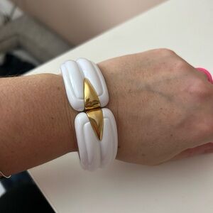 4/$100 White and Gold Bracelet 7.5 celluloid 1970 bangle